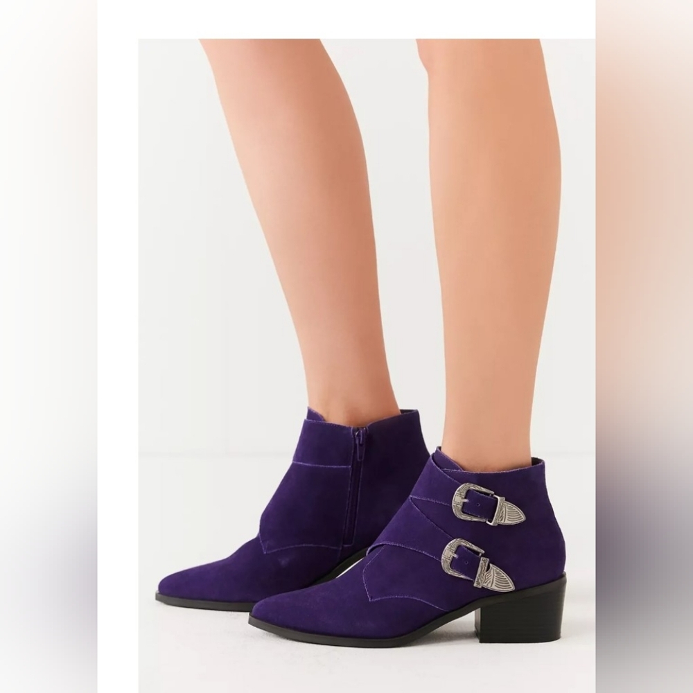 URBAN OUTFITTERS Talia Suede Buckle Ankle Boots, Cowboy, Western, Boho Festivals